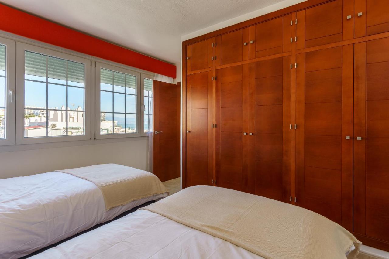 טורמולינוס Malagasuite Carihuela Seaview מראה חיצוני תמונה