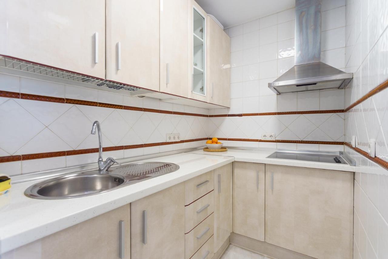 טורמולינוס Malagasuite Carihuela Seaview מראה חיצוני תמונה